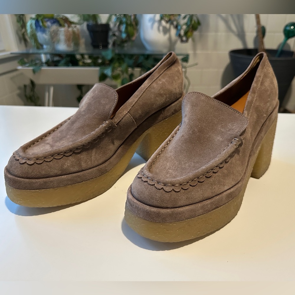 Marc Fisher LTD Taupe Suede Leather Platform Heel Loafers Women's Size 9.5M EUC